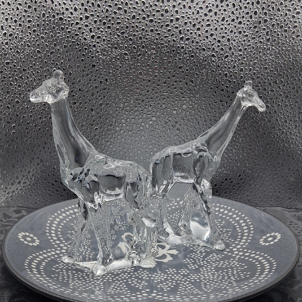 Glass Standing Giraffe Art Glass Set
